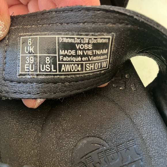 Dr. Martens Voss Leather Strap Sandals Smooth Black Hydro US 8 - Picture 4 of 7